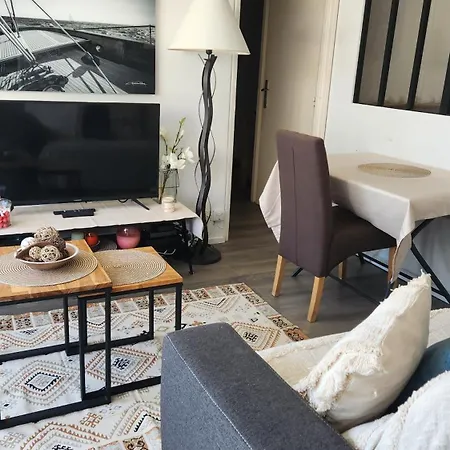 Ξενοδοχείο με διαμερίσματα Samcab 3*